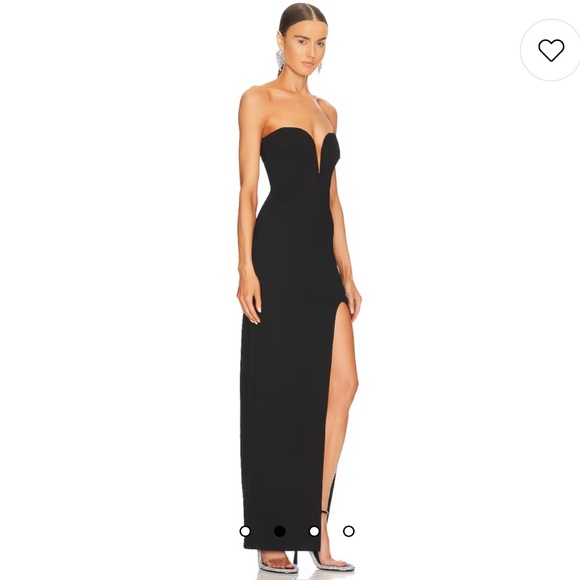 Tena Deep V Sweetheart Strapless Gown in Black - Picture 5 of 11